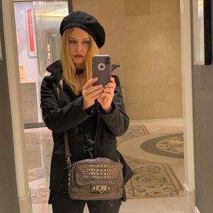 Meet your Posher, Doro